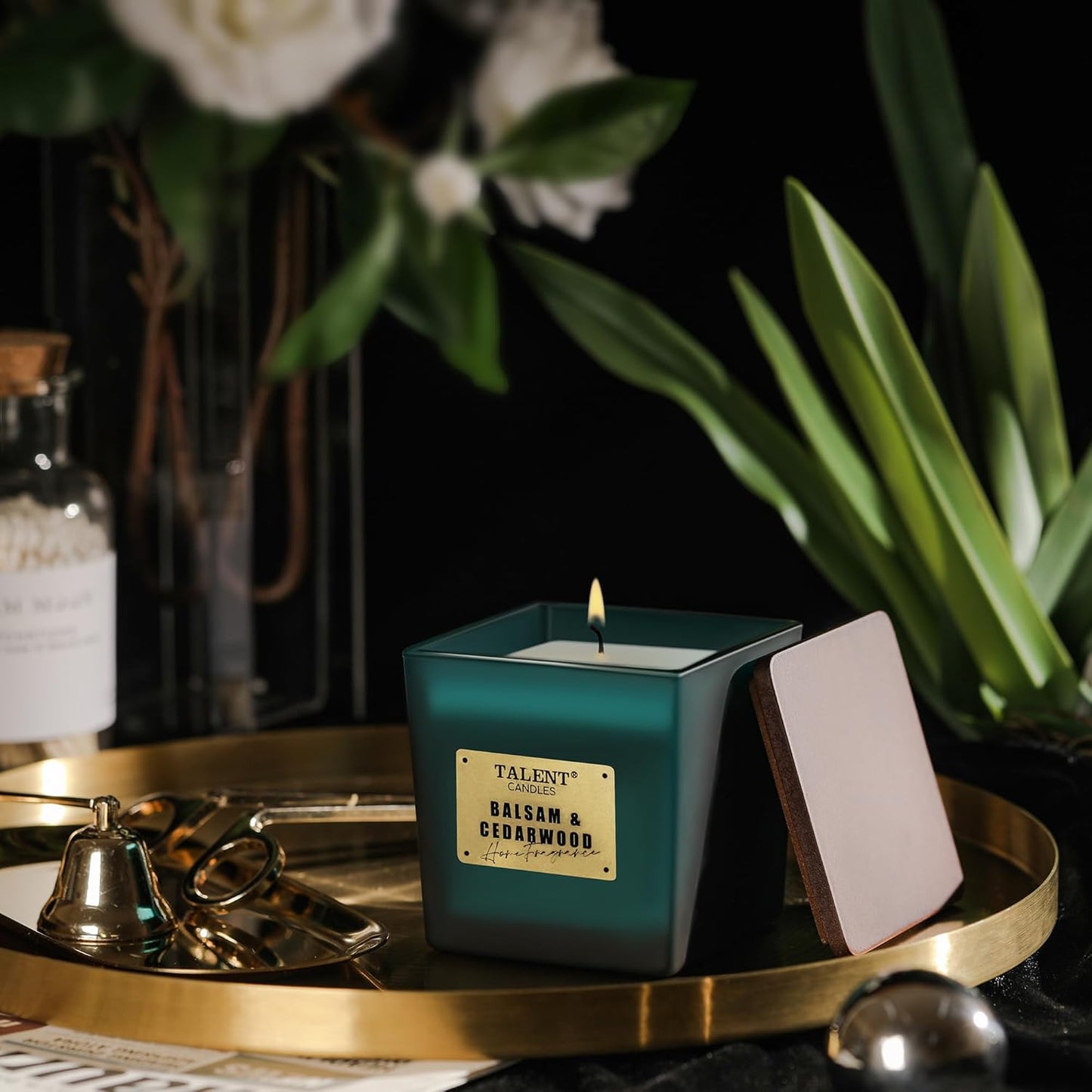 Balsam & Cedarwood Candle – A Sophisticated Woodland Escape