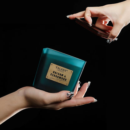 Balsam & Cedarwood Candle – A Sophisticated Woodland Escape