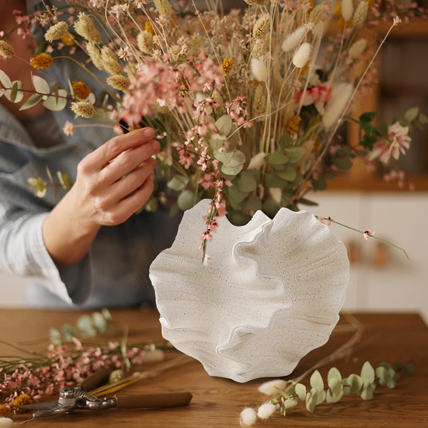 Modern Coral Ceramic Vase — Coral-Inspired Design