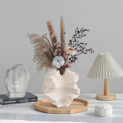Modern Coral Ceramic Vase — Coral-Inspired Design